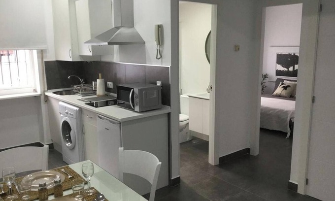 Distrito Sur Apartment | Cozy Apartment for 4 with Balcony in Córdoba