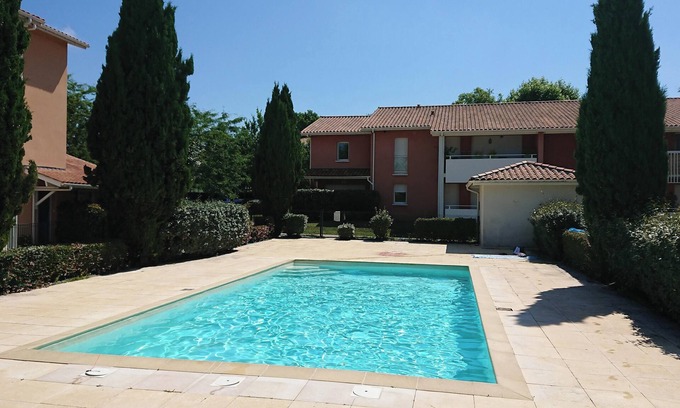 Dax Apartment | Inviting Apartment in Dax with Pool and Ocean Views