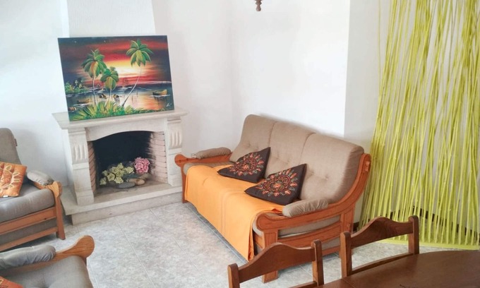 Espinho Apartment | Cozy Oceanfront Apartment in Espinho with Pool & Spa