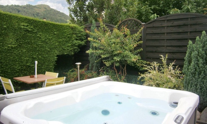Lourdes Apartment | Relaxing Lourdes Apartment with Jacuzzi and Garden Oasis