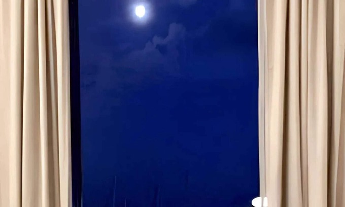 Mergellina Apartment | Scenic Retreat: Homerez - Apartment with Ocean View