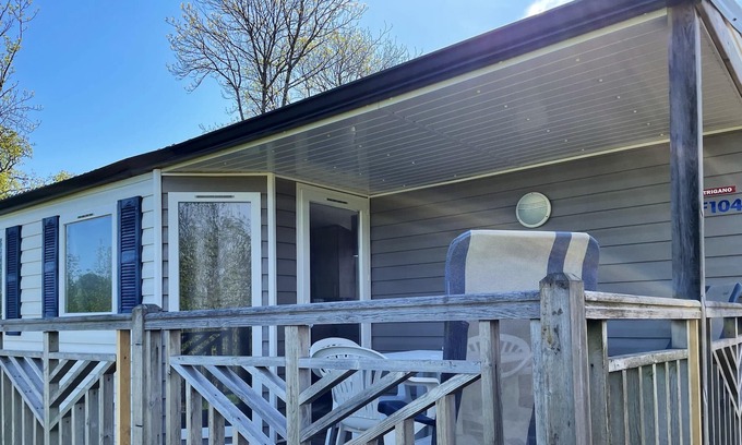 Banes House | Homerez - Bungalow for 4 ppl. with shared pool and terrace at Argences-en-Aubrac