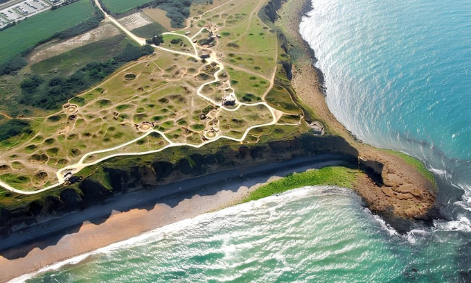 Gefosse-Fontenay House | Inviting House in Géfosse-Fontenay with Garden & Ocean View