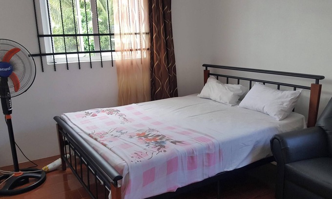 Flic-en-Flac Apartment | Homerez - Charming apartment in Flic en Flac