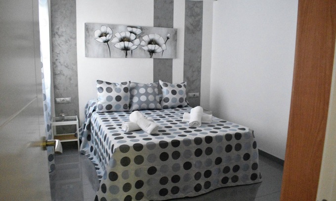 Distrito Noroeste Apartment | Cozy Apartment for 5 in Córdoba - Rated 9.6/10 by Guests