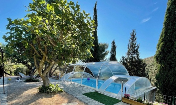 Castelnou Villa | Relaxing Villa with Pool and Garden in Castelnou
