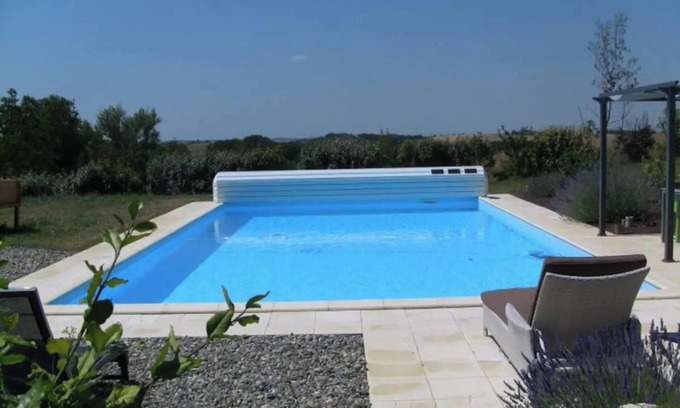 Lussan Villa | Relaxing Villa Near the Beach with Pool and Spa for 17