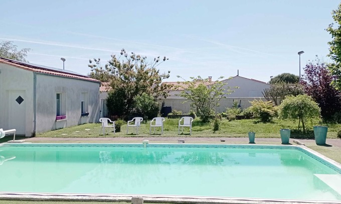 La Jarrie Apartment | Cozy Apartment with Pool, 15km from the Beach for 4 Guests