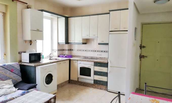 Leon Apartment | Relaxing Apartment with Hot Tub in León for Your Escape