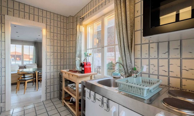 Courcelles House | Charming Courcelles Property with Terrace for 4 Guests