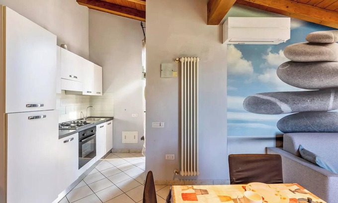 Sud-Ovest Apartment | Elegant Verona Apartment with Balcony & Unique Amenities