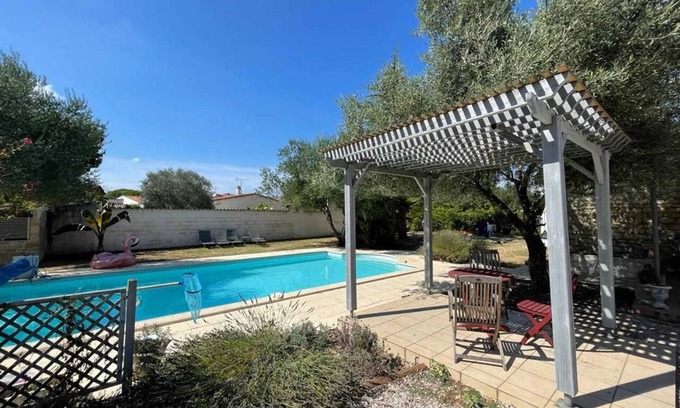 Saint-Sulpice-de-Royan Villa | Spacious Villa with Pool, Near Beach for 12 Guests
