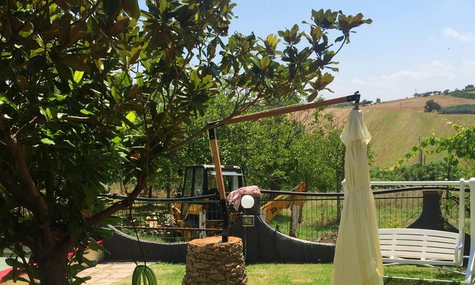 Montenero di Bisaccia House | Homerez - House 5 km away from the beach for 6 ppl. with jacuzzi and sea view