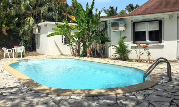 Saint-Francois House | Beachside Retreat with Pool & Ocean Views for 8 Guests