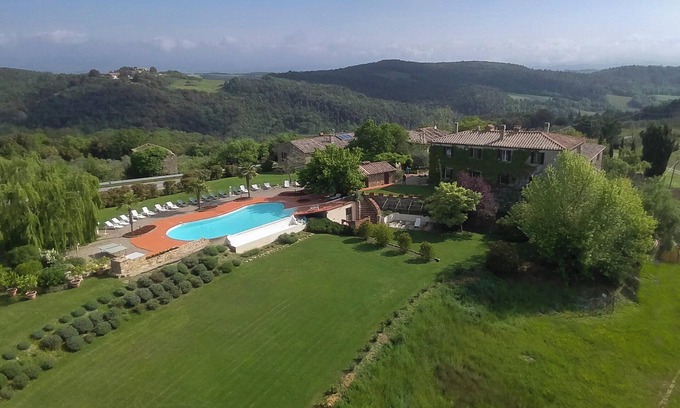 Palazzina House | Elegant House in Murlo with Pool and Ocean View