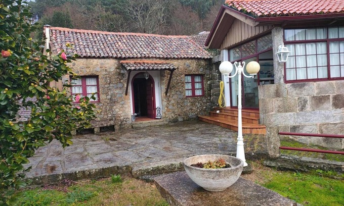 Gondomar House | Relaxing Retreat with Pool, Ocean Views Near the Beach