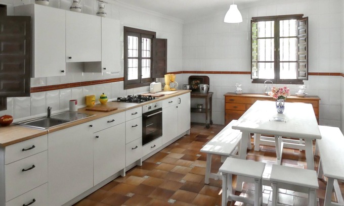 Puerto de la Torre Villa | Elegant Villa in Málaga with Private Pool and Spa Amenities