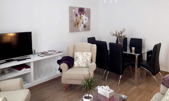 Antequera Apartment | Homerez - Nice appartement for 6 ppl. with terrace and balcony at Antequera