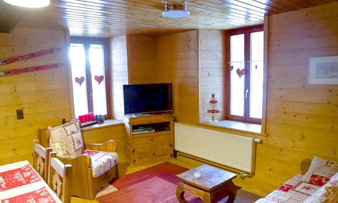 Orsieres Apartment | Homerez - Nice appartement 2 km away from the slopes for 6 ppl. at Orsières