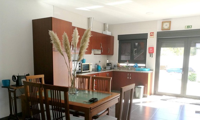 Valenca House | Homerez - Nice house for 5 ppl. with terrace at Valença