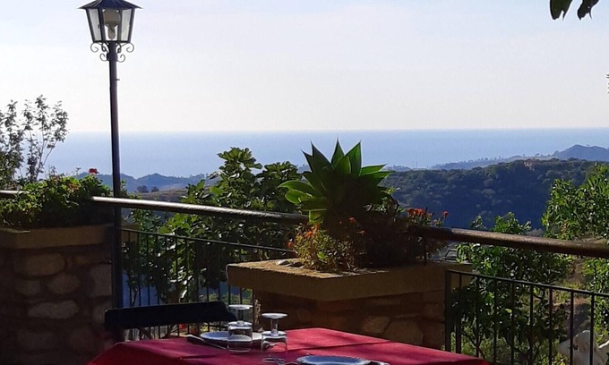 Badolato Apartment | Homerez - Nice studio 1 km away from the beach for 2 ppl. with shared pool