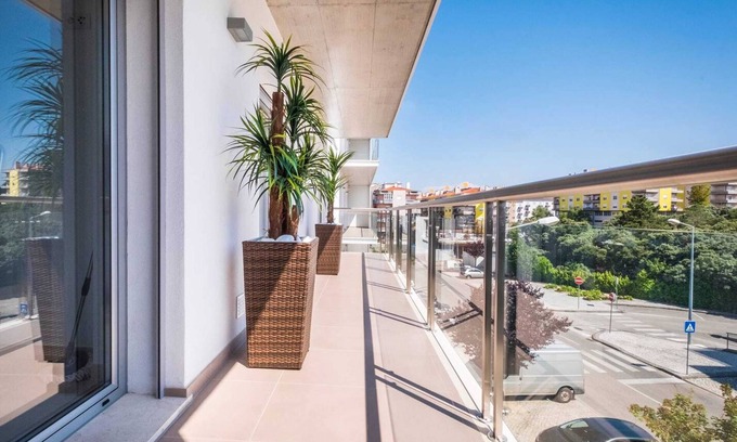 Fatima Apartment | Oceanfront Apartment for 6 Guests Near Fátima Attractions