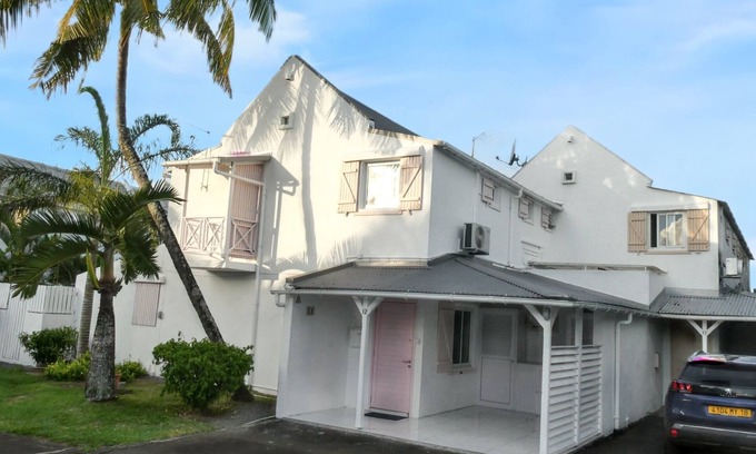 Grand-Baie House | Explore Grand Baie: House with Private Pool & Ocean Views