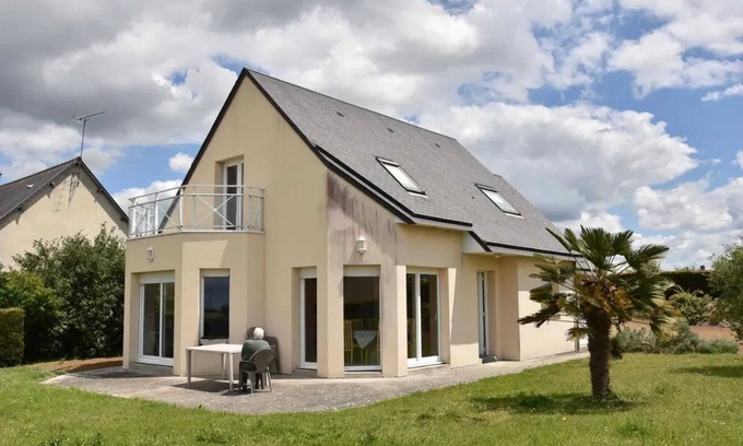 Courtils House | Relaxing House with Garden in Courtils - Rated 9/10