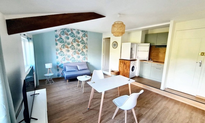 Longny-au-Perche Apartment | Cozy Studio for Two with Pool and Lake Views in Longny
