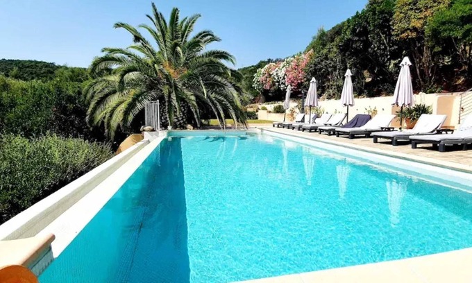Sari-Solenzara Villa | Homerez - Villa in Sari-Solenzara