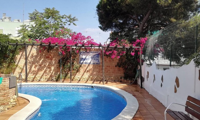 Punta Umbria Villa | Perfect Getaway: Villa with Pool & Garden at Punta Umbría
