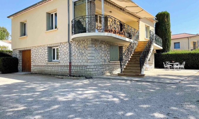 Sablet Villa | Homerez - Villa in Sablet + Private Pool