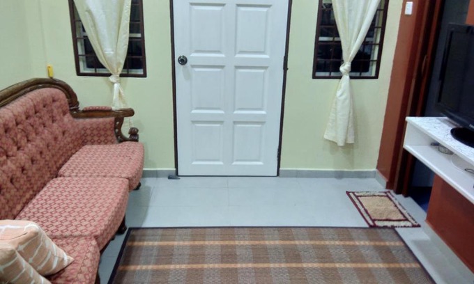 Pelabuhan Klang House | Family-Friendly Homestay Kampung Delek Baru, Klang