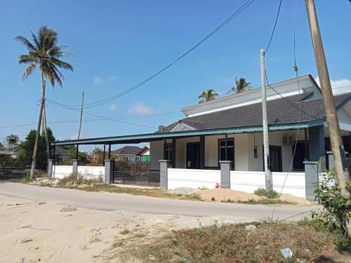 Kampung Geting House | Cozy Homestay Adinyo Geting: Ideal for Families