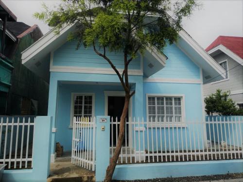 Santa Rosa House | Inviting Homestay at 24 Laguna Bel-Air with Pool Access