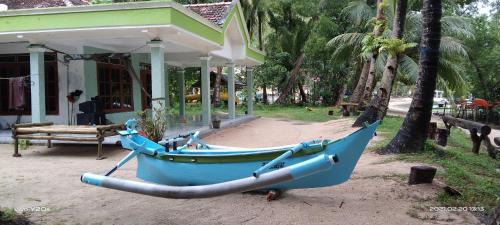 Bawean Island Cabin | Beachfront Homestay Buang Sari with Pool & Pet-Friendly Vibes