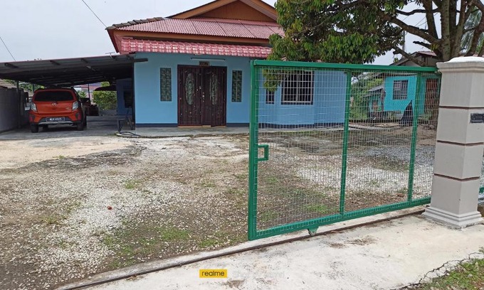 Ketapang House | Budget-Friendly Homestay de Pernu - 9.3/10 Guest Rated