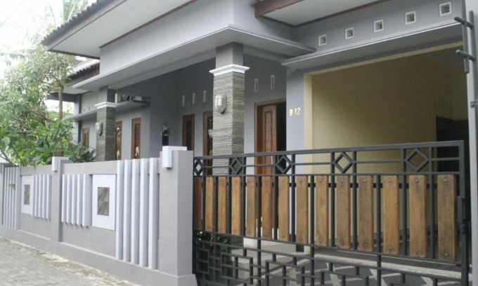 Mlati House | Exceptional Homestay Jogja Omah Palagan - Child Friendly Stay