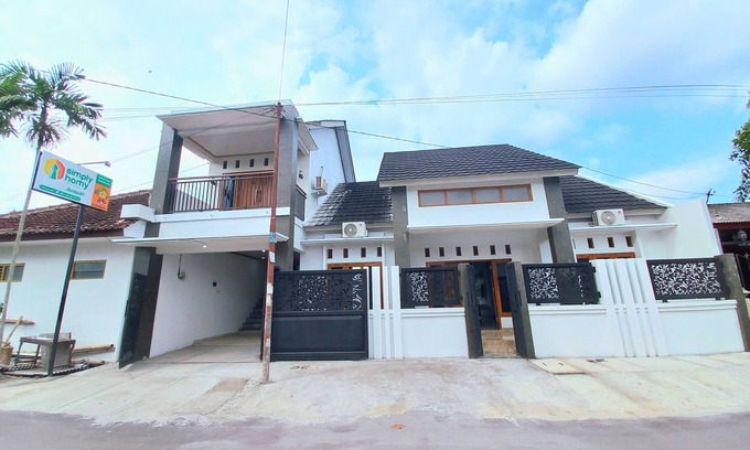 Prambanan House | Discover Homestay Jogja Prambanan: Family-Friendly Retreat