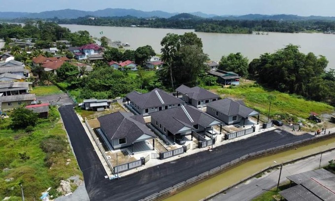 Kampung Sungai Buaya Villa | Cozy Homestay Kuala Dungun with Private Beach & Ocean View