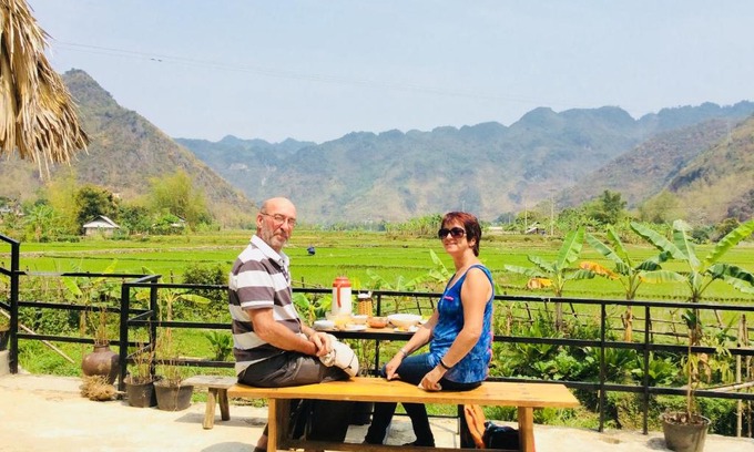 Chieng Chau House | Oceanfront Quân Hằng Homestay with Top Amenities Await