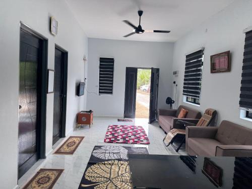 Tangkak House | Homestay Tangkak Kasih Zaleha