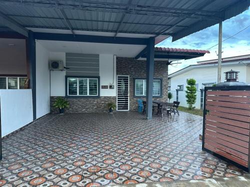 Teriang House | Guest Rated Homestay Triang - Family-Friendly Retreat