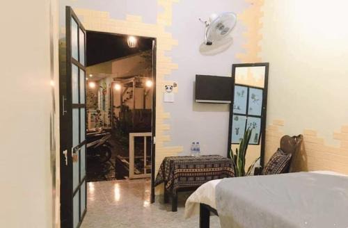 Pleiku House | Cozy Homestay Vườn nhãn: Pet-Friendly & Family Fun