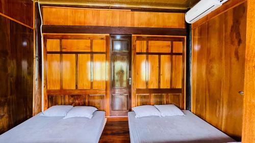 Huu Lung Hotel | Cozy Homestay Yến Long: Family-Friendly & Pet Welcoming