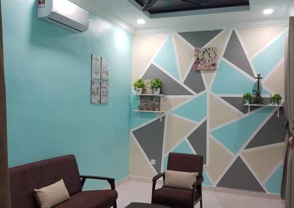 Bedung House | Family-Friendly HomestayMuslim Safiyya with Breakfast Included