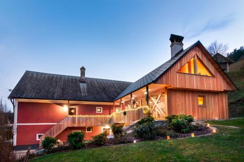 Hotavlje House | Pet-Friendly Retreat at Homestead Farm Tešnak - Rated 9.5/10