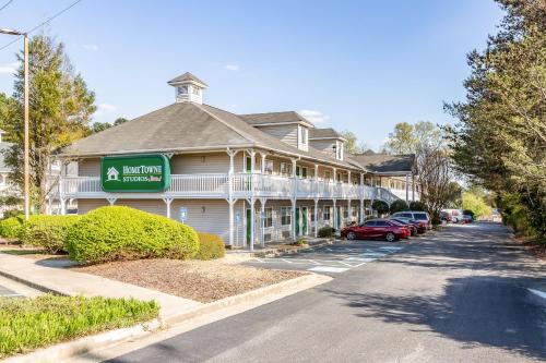 Norcross Hotel | Budget-Friendly HomeTowne Studios in Norcross South