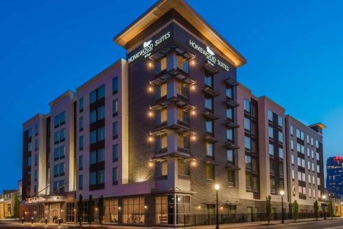 Downtown Little Rock Hotel | Pet-Friendly Homewood Suites in Downtown Little Rock