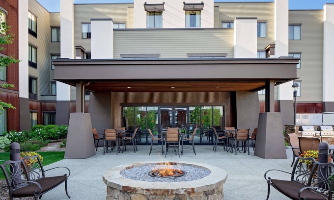 Kalispell Hotel | Discover Homewood Suites by Hilton Kalispell, MT - Guest Rated 9.4